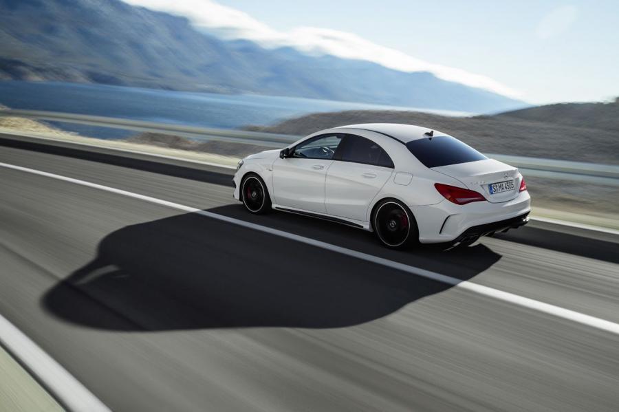  Mercedes-Benz CLA45 AMG 2014 года  (фото 36 из 110)
